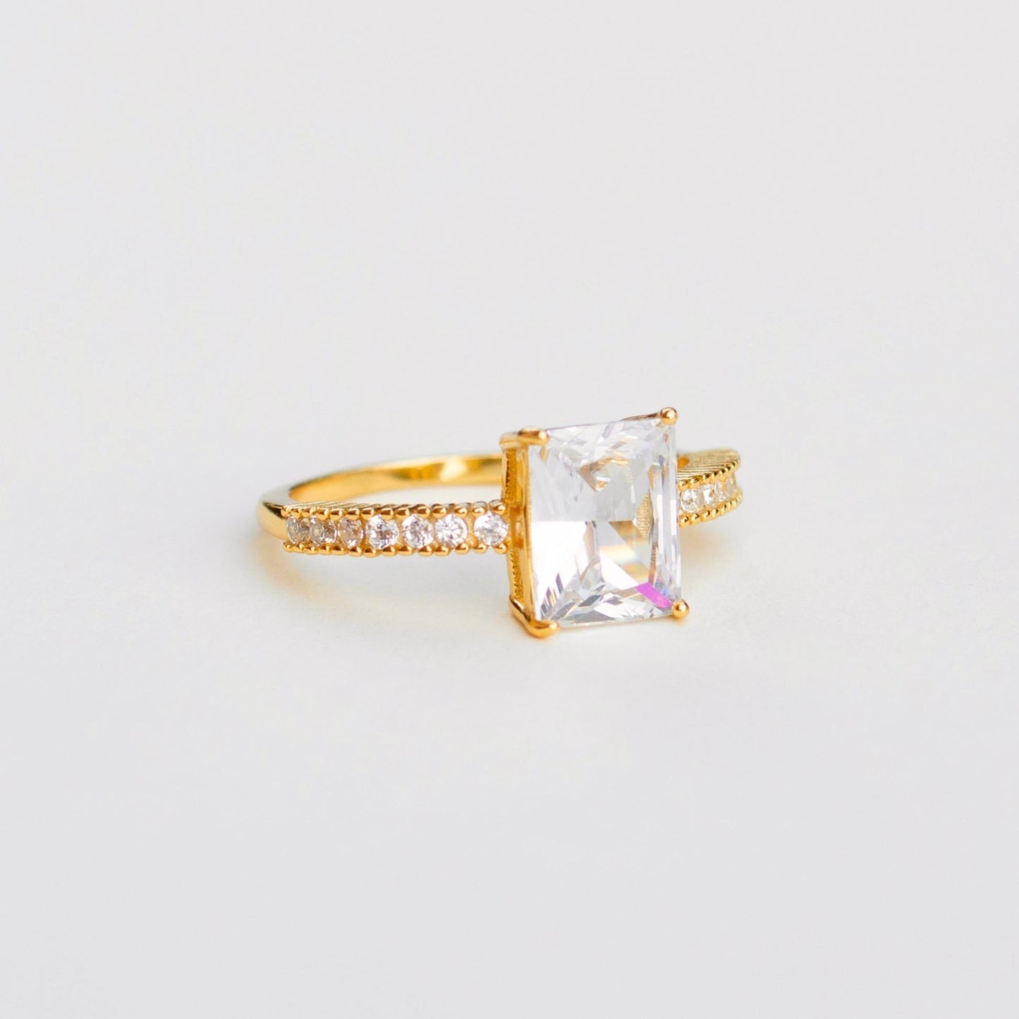 ANELLO IN ORO E ZIRCONI MOONLIGHT
