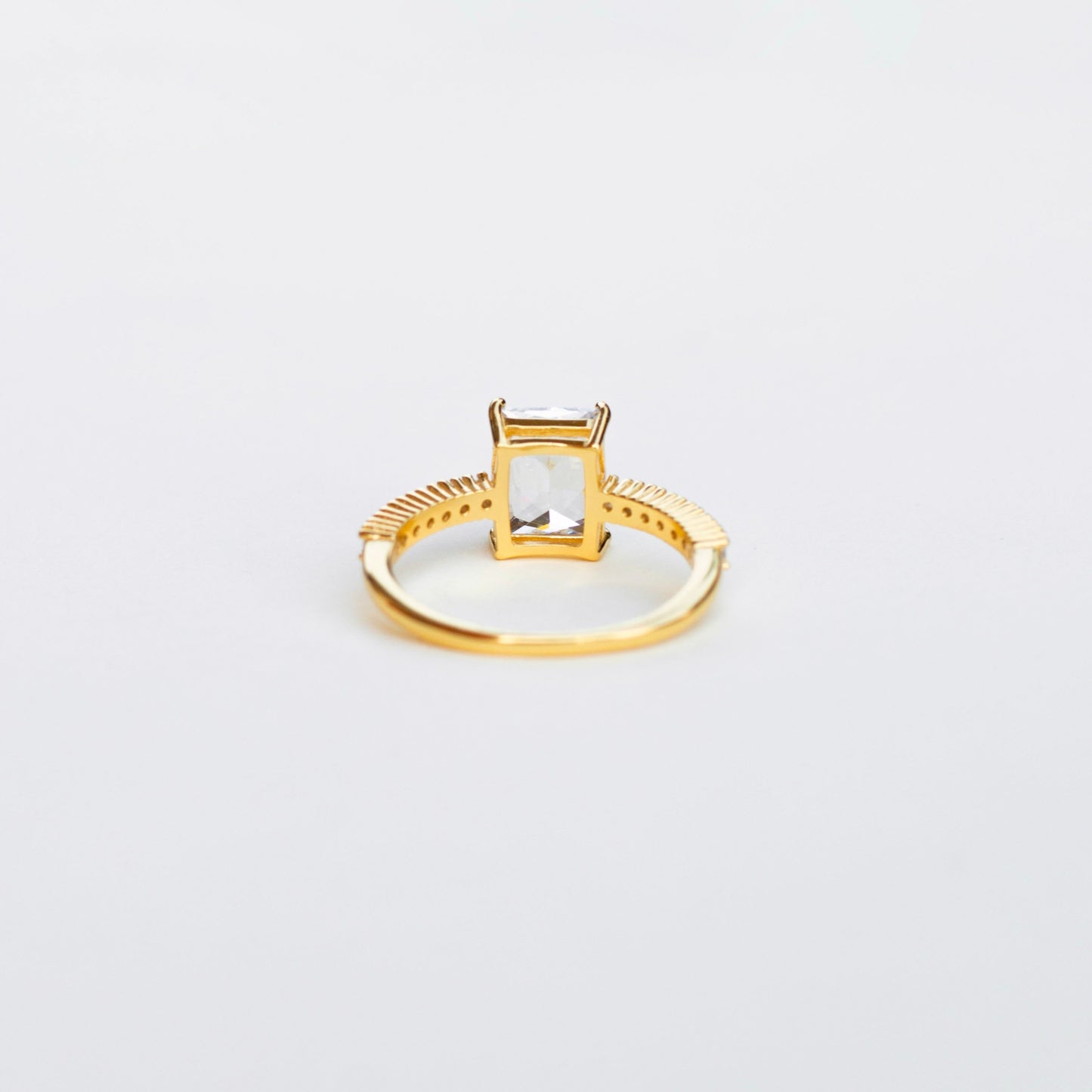 ANELLO IN ORO E ZIRCONI MOONLIGHT