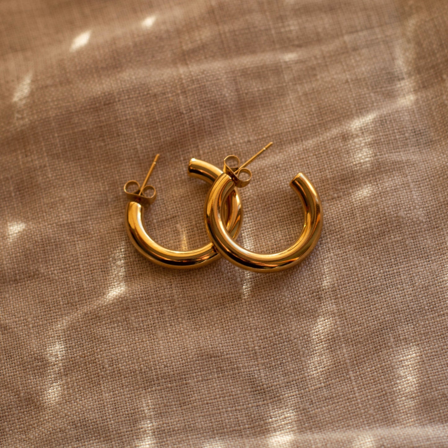 ORECCHINI HOOPS IN ORO HOLLY