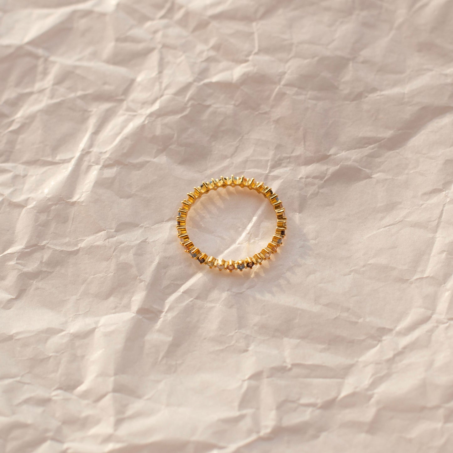 ANELLO IN ORO E ZIRCONI SALLY